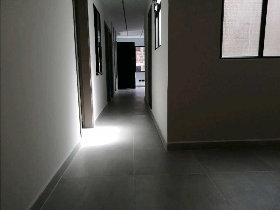VENDO APARTAMENTO TERCER PISO EN CABAÑAS BELLO-NO PARK — foto 3