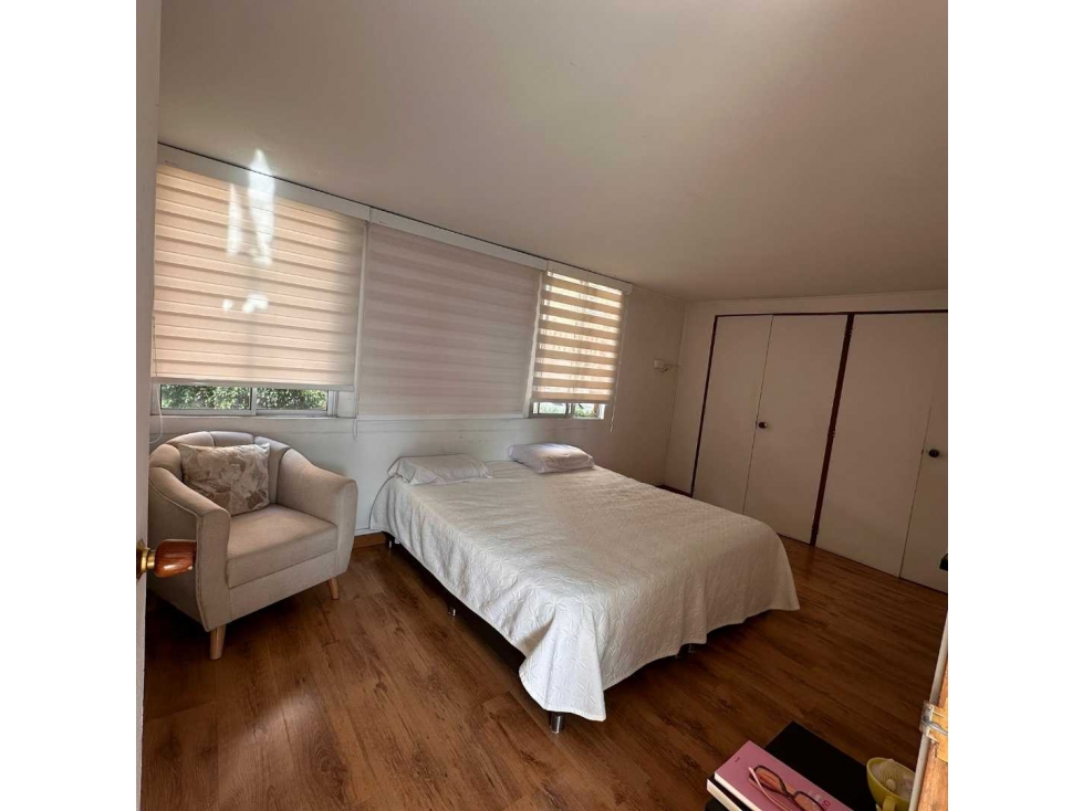 VENDO APARTAMENTO TERCER PISO AVENIDA LAS PALMAS — foto 5