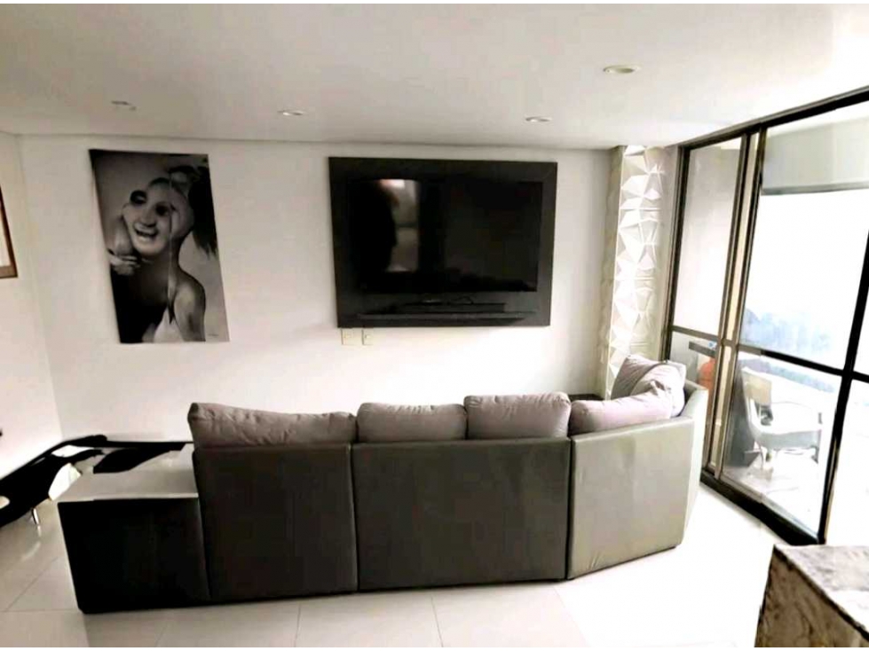 VENDO APARTAMENTOCON VISTA EN EL POBLADO CASTROPOL UNIDAD COMPLETA — foto 6