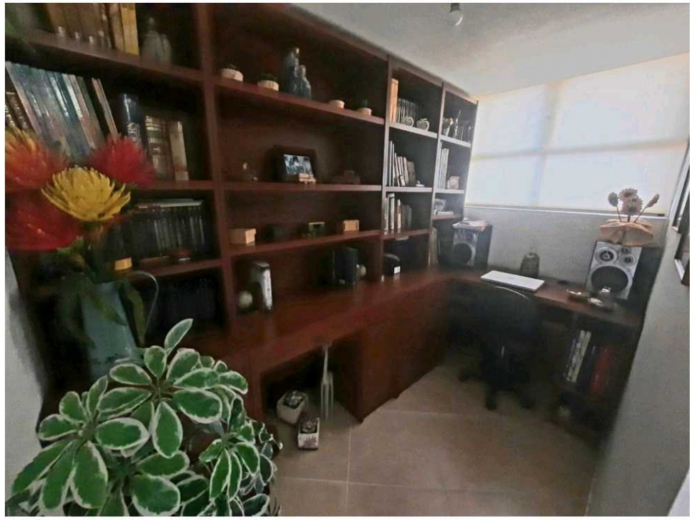 VENDO APARTAMENTO-ENVIGADO PARTE BAJA CERCA A TODO SECTOR OTRA PARTE — foto 5