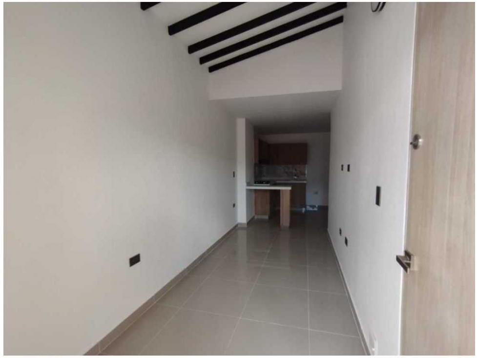 VENDO APARTAESTUDIO PISO 5 ACCESO POR ESCALAS CABAÑAS BELLO — foto 5