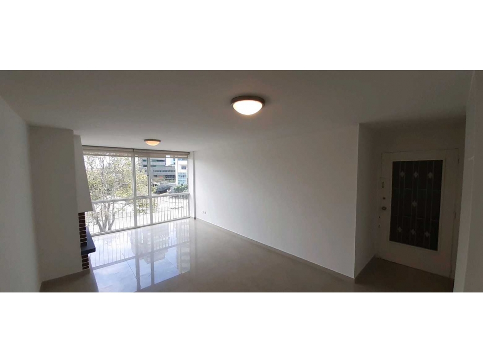 Vendo Apto 83 m2 Santa Barbara Alta piso 4 exterior claro, ascensor — foto 3
