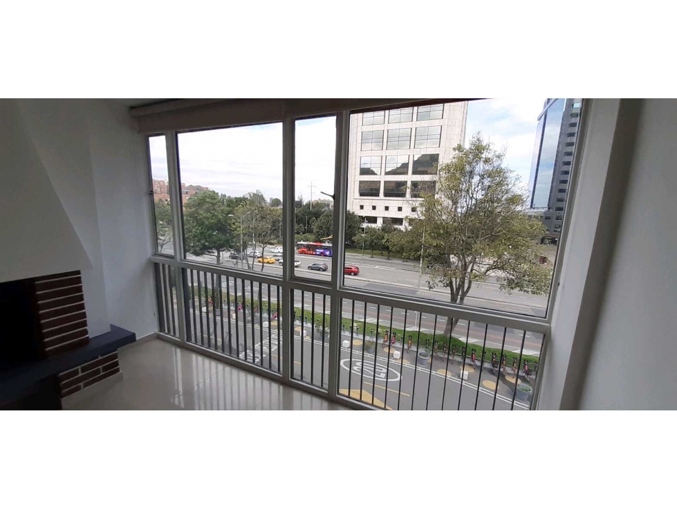 Vendo Apto 83 m2 Santa Barbara Alta piso 4 exterior claro, ascensor — foto 5