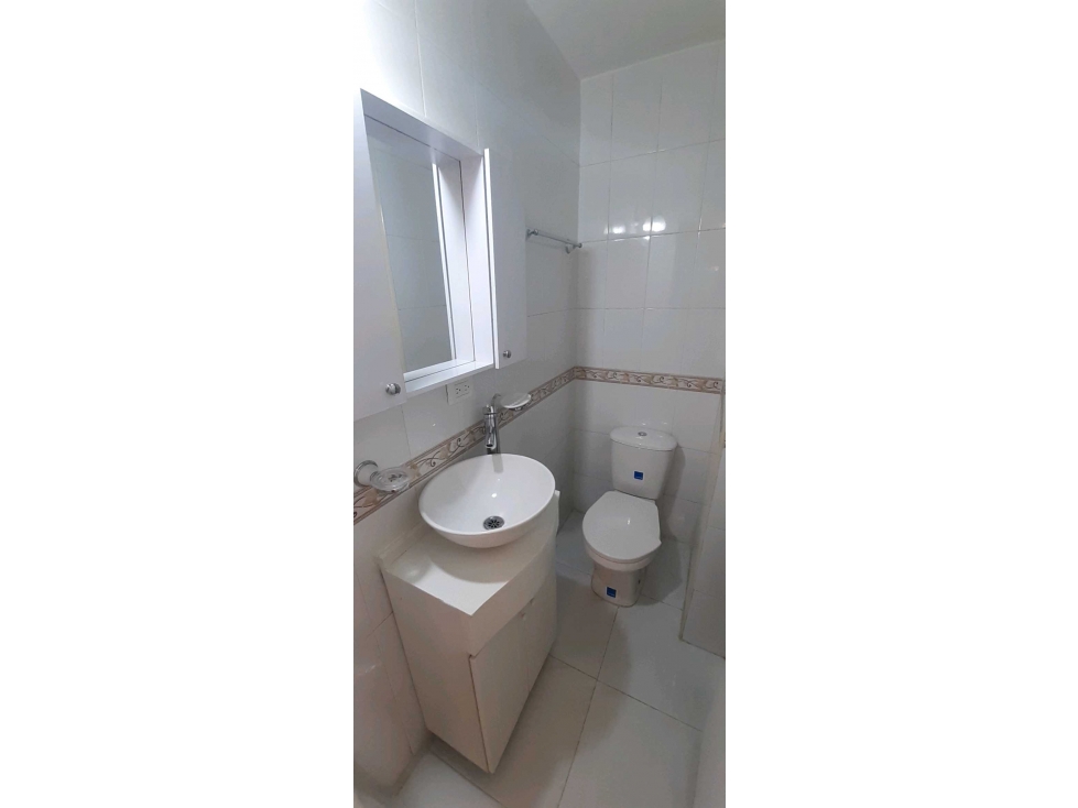 Vendo Apto 83 m2 Santa Barbara Alta piso 4 exterior claro, ascensor — foto 6