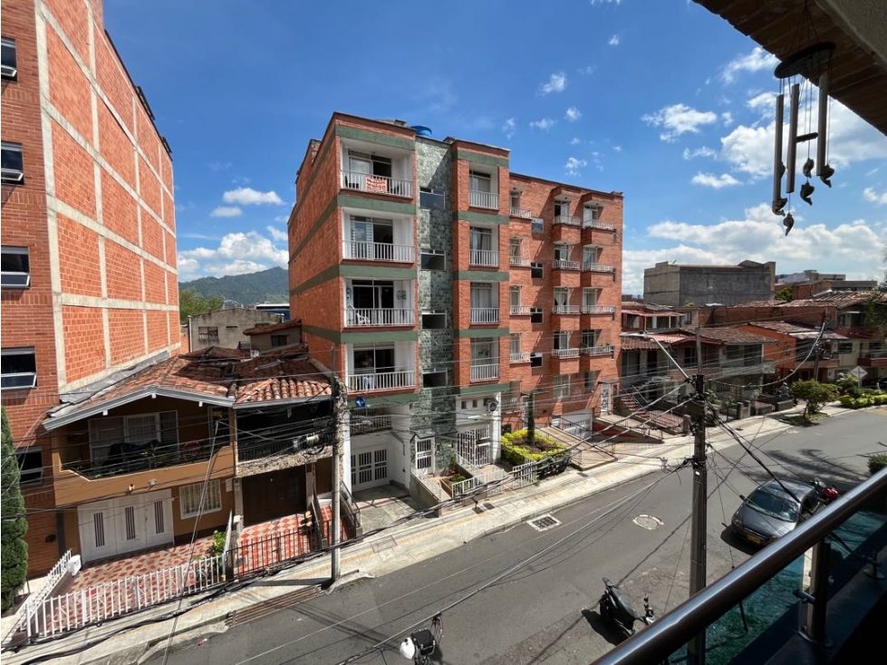 Vendo Apto 92m2 en El Dorado en Edificio con Parqueadero — foto 2