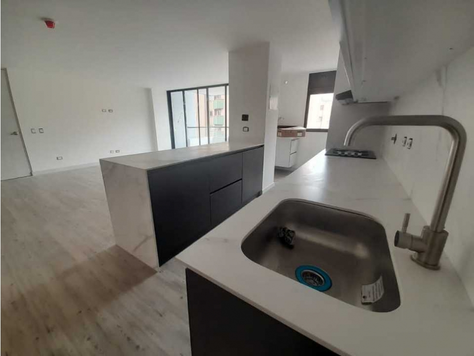 Vendo Apto Airbin Conquistadores Área 120.22 Mtrs, $890 Rentas Cortas — foto 6