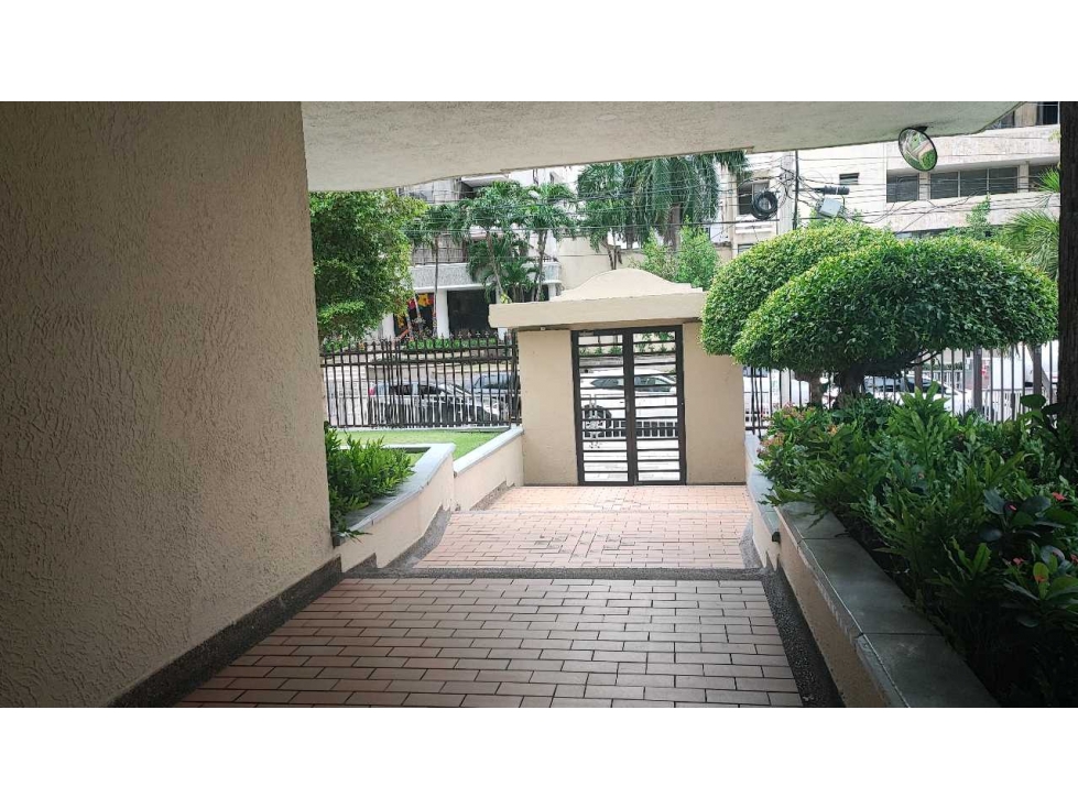 VENDO APARTAMENTO EN ALTOS DE RIOMAR