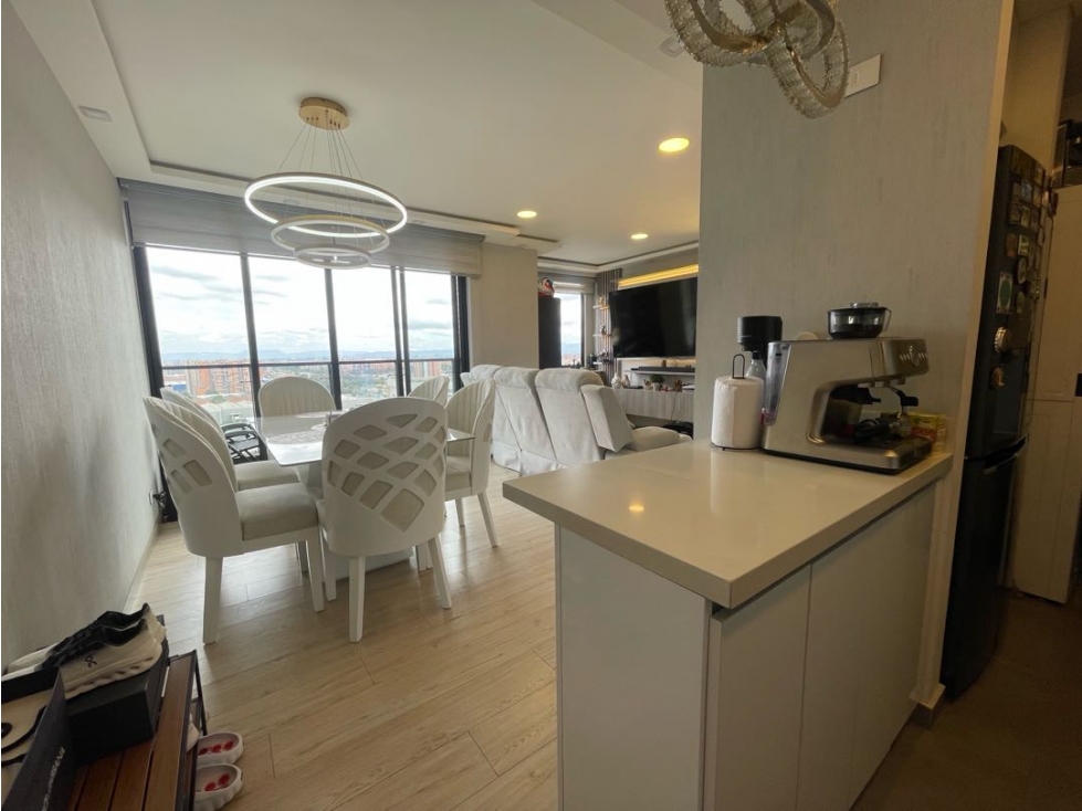 Vendo apto Ciudad Salitre + 2 hab + 68m2 + balcón+ piso.24 — foto 2