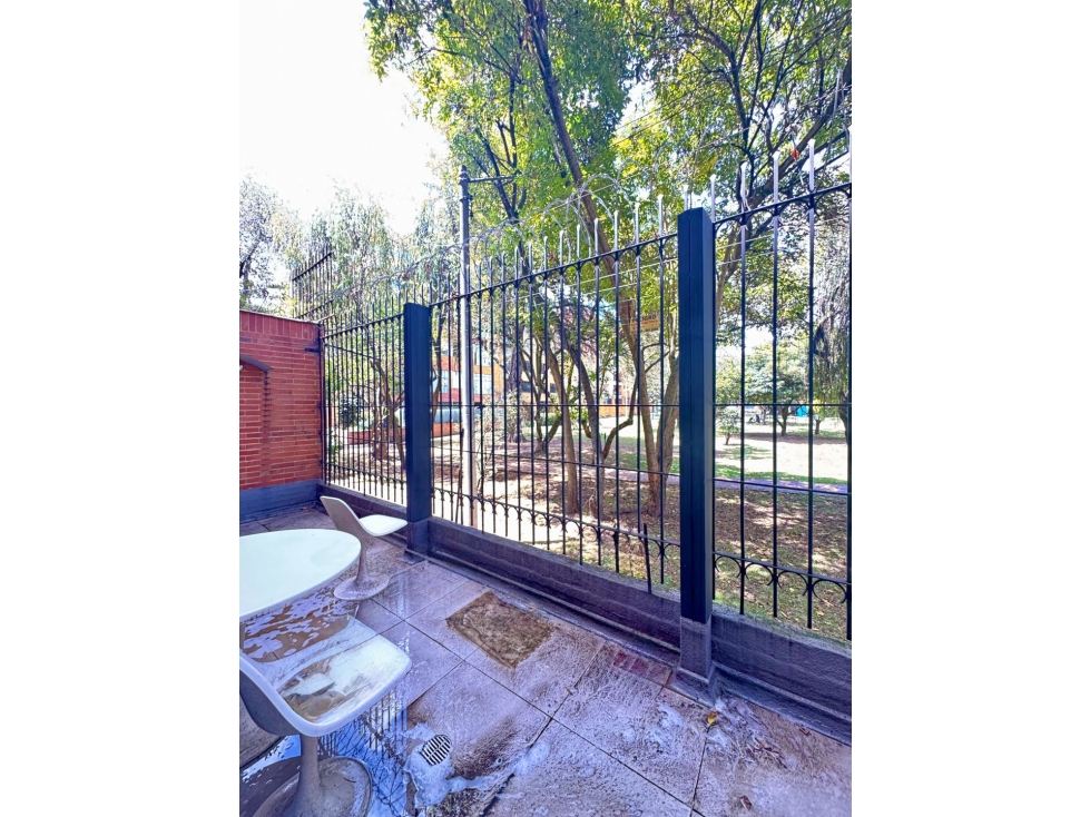 Vendo apto clasico con terraza frente a parque en Santa Bárbara — foto 5