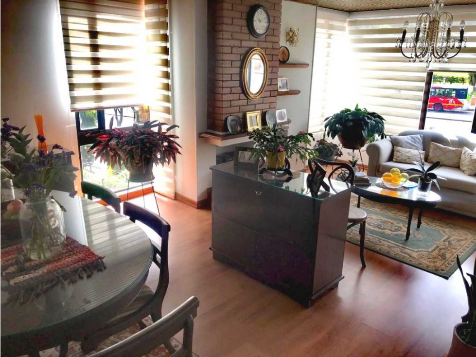 VENDO APTO CLÅSICO EN SANTA ANA ORIENTAL — foto 2
