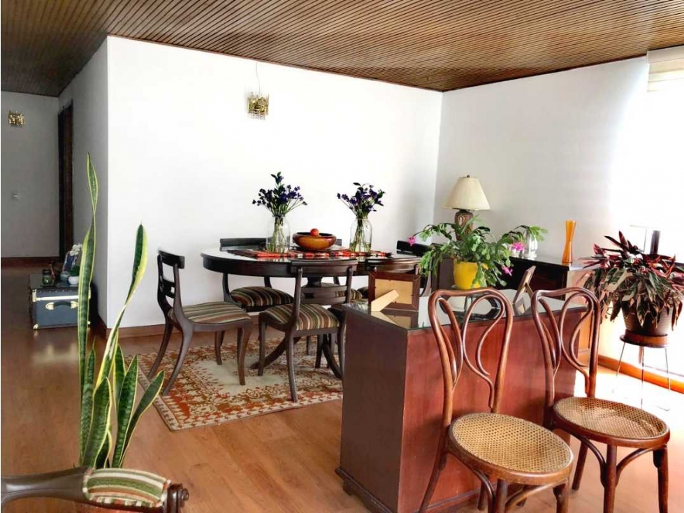 VENDO APTO CLÅSICO EN SANTA ANA ORIENTAL — foto 4