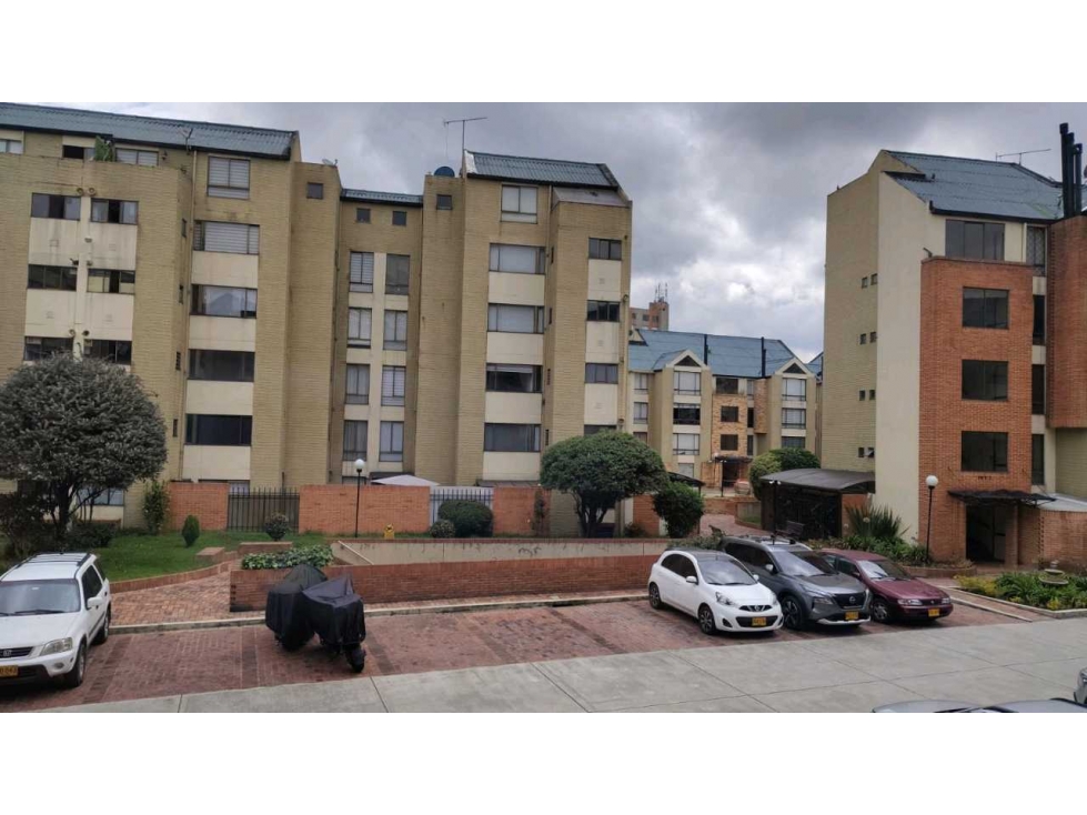 VENDO APTO COLINA CAMPESTRE (MG)