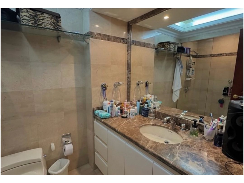 Vendo apto de un piso en Rosales costado occidental — foto 6
