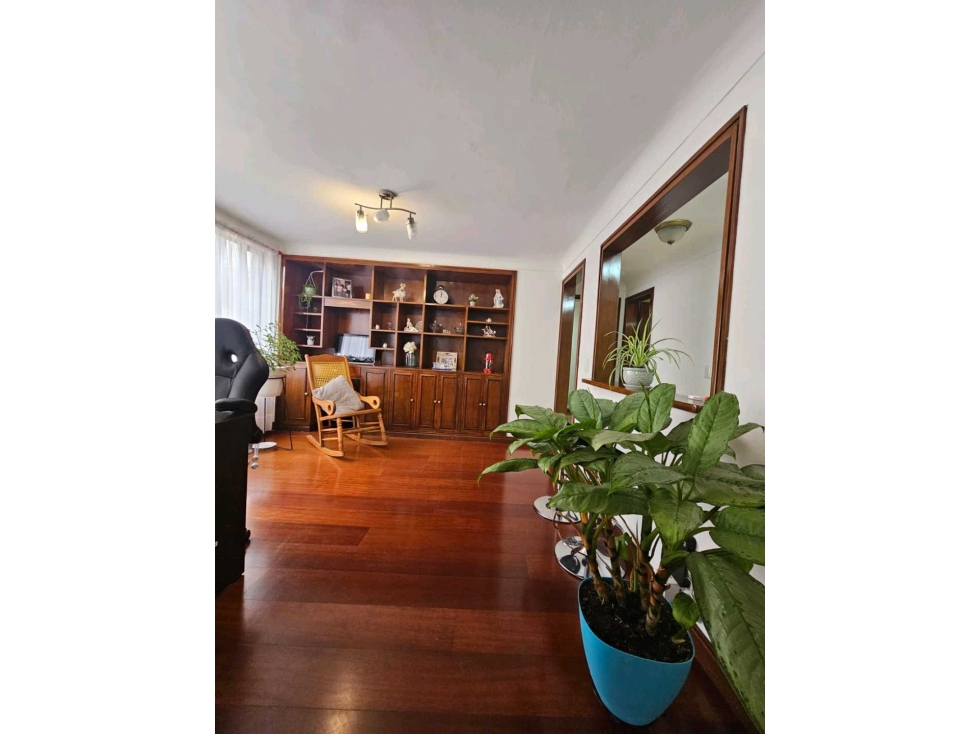 VENDO APTO DÚPLEX EN MOLINOS NORTE CON TERRAZA
