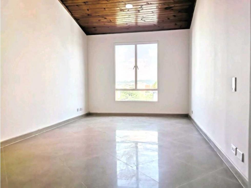 VENDO APTO DÚPLEX EN EL BARRIO ORQUÍDEAS
