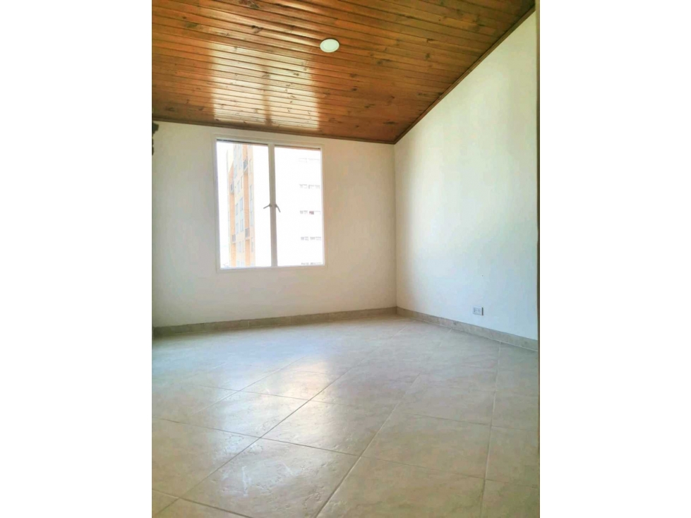 VENDO APTO DÚPLEX EN EL BARRIO ORQUÍDEAS — foto 2