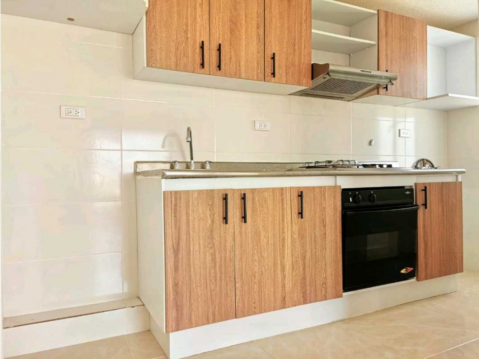 VENDO APTO DÚPLEX EN EL BARRIO ORQUÍDEAS — foto 5