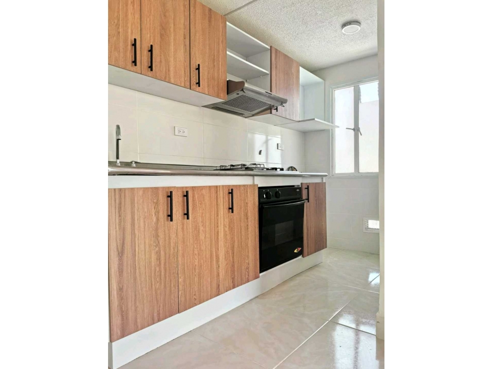 VENDO APTO DÚPLEX EN EL BARRIO ORQUÍDEAS — foto 6