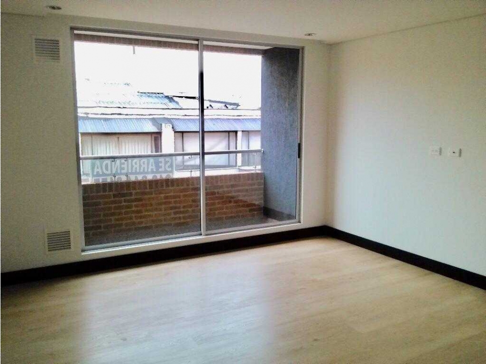 Vendo Apto. Duplex 73 m + 51Terraza Cedritos 2 alcbs 2 baños, Gj.y Dp. — foto 2