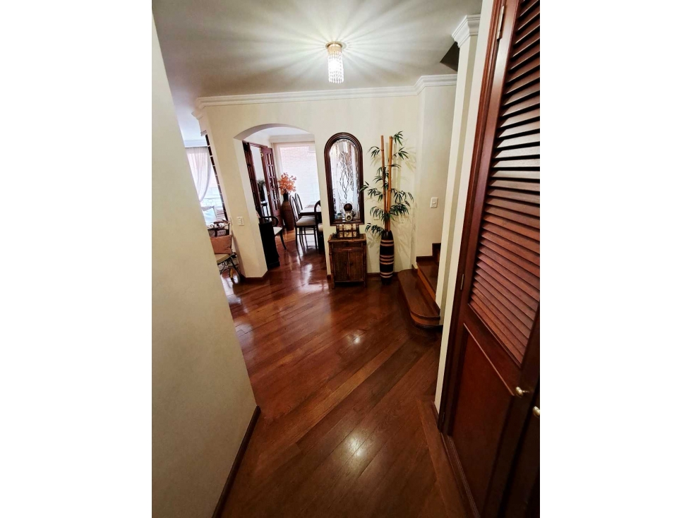 Vendo Apto. Duplex San Patricio 158 m2 piso 3 interior 3 parqueaderos — foto 5