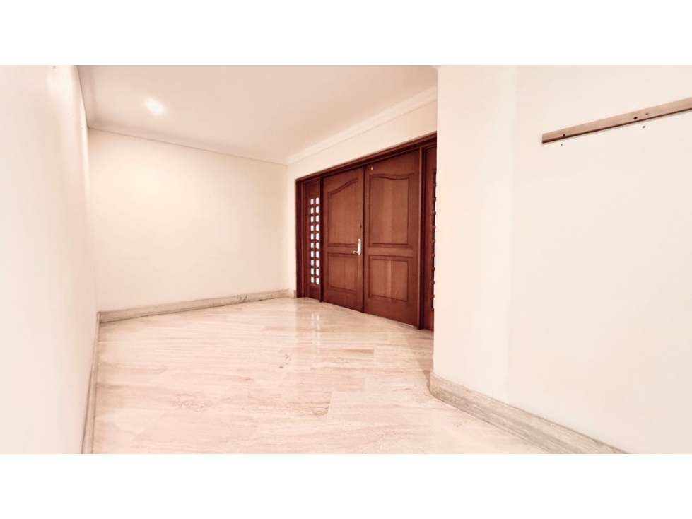 Vendo apto, El Poblado, sector Milla de Oro - Los González — foto 2