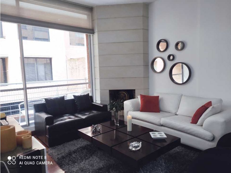 Vendo/Arriendo Apto Amoblado en Chico Reservado.2 hbs,gjes,balcón.YG