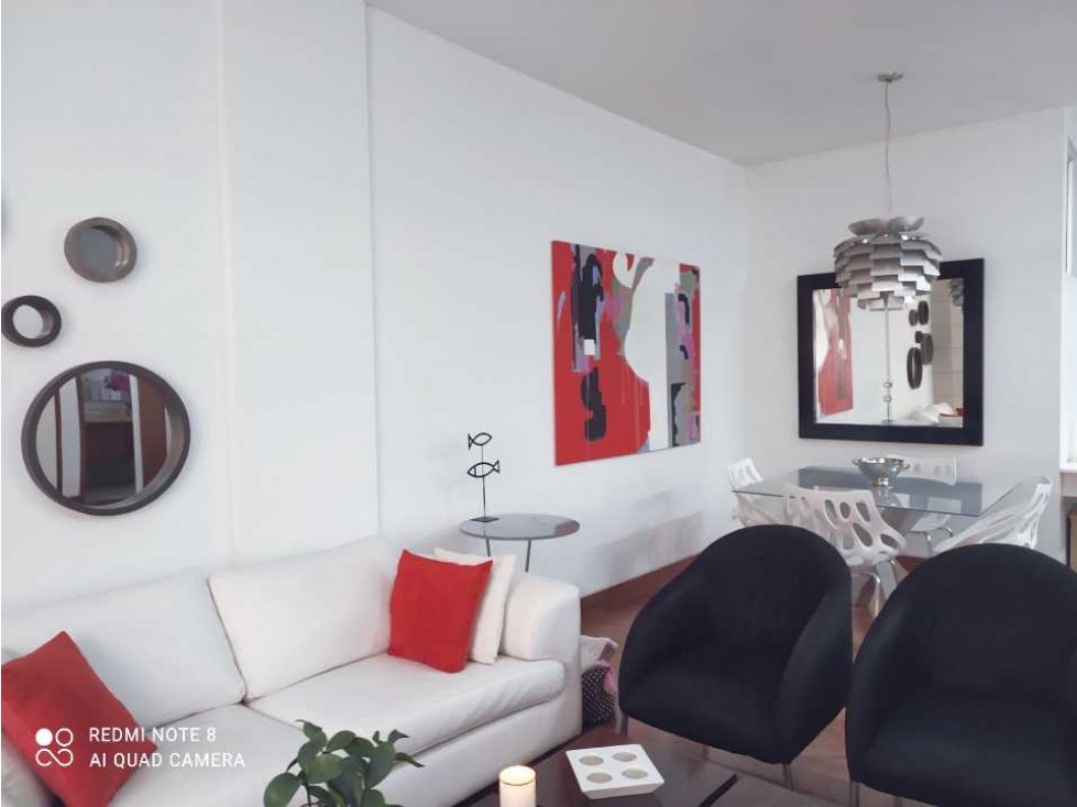 Vendo/Arriendo Apto Amoblado en Chico Reservado.2 hbs,gjes,balcón.YG — foto 5