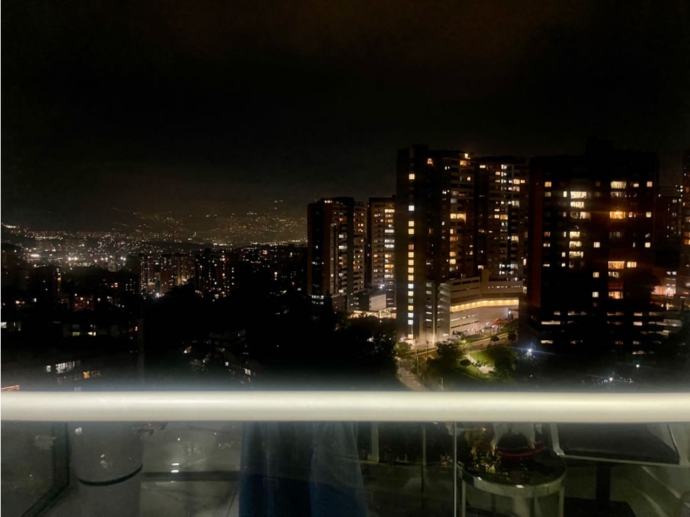 Vendo apto en Envigado sector Cumbres
