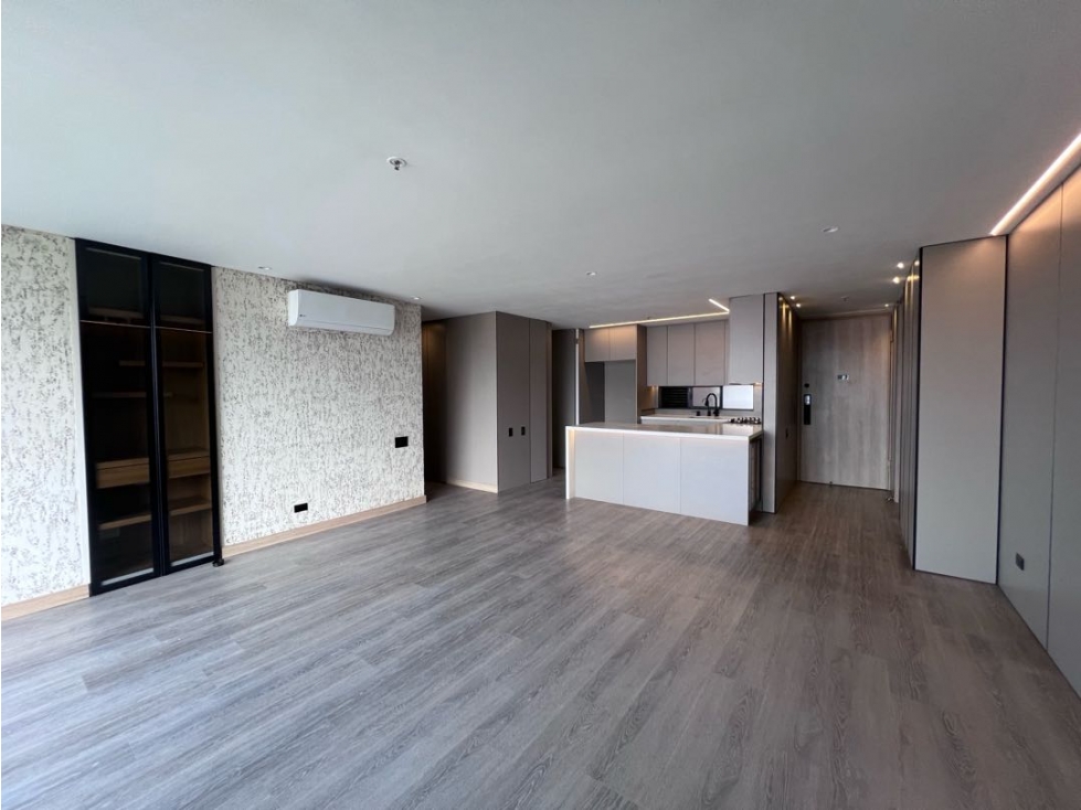 VENDO APTO EN VÍA LINARES / POBLADO, PISO ALTO CON SÚPER VISTA. — foto 5