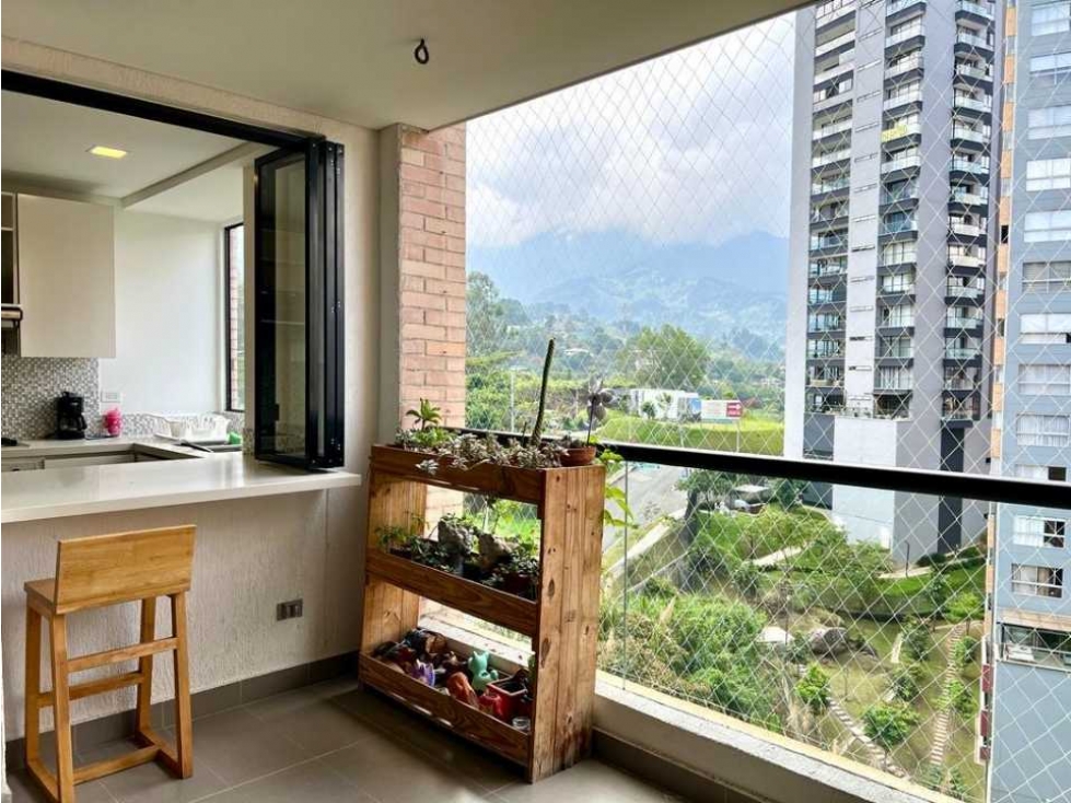 Vendo Apto Envigado Brujas Área 103 Mtrs, $850 — foto 2
