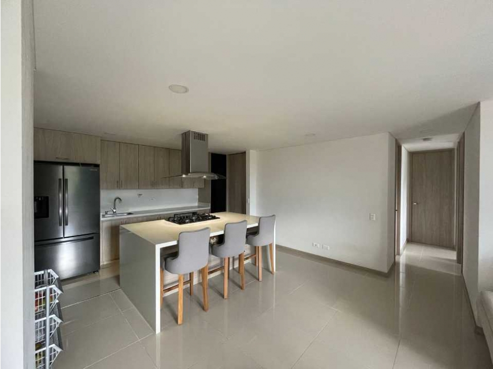 Vendo Apto Envigado Chigui Área 80.80 mtrs $680 — foto 4