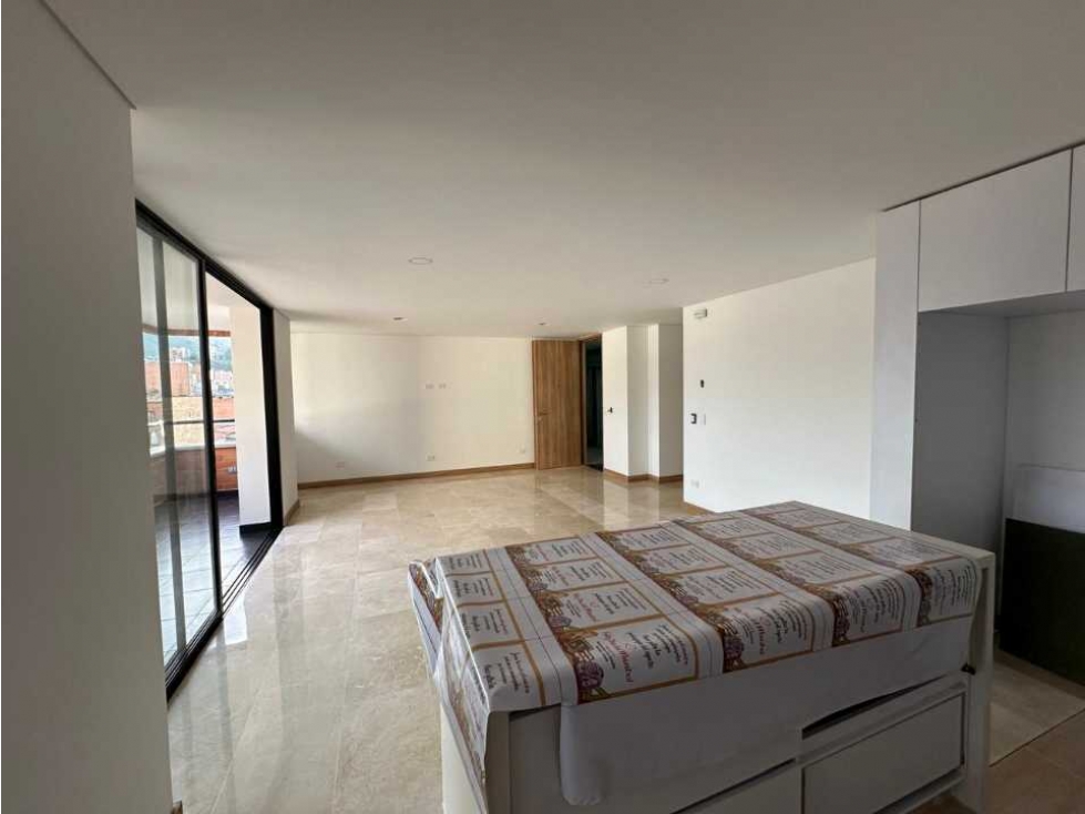 Vendo Apto Laureles Estrenar 130 Mtrs, $910 — foto 2