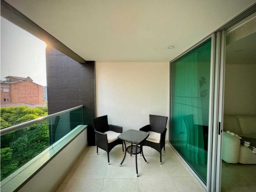Vendo Apto laureles Área 129 mtrs, $890 - 1
