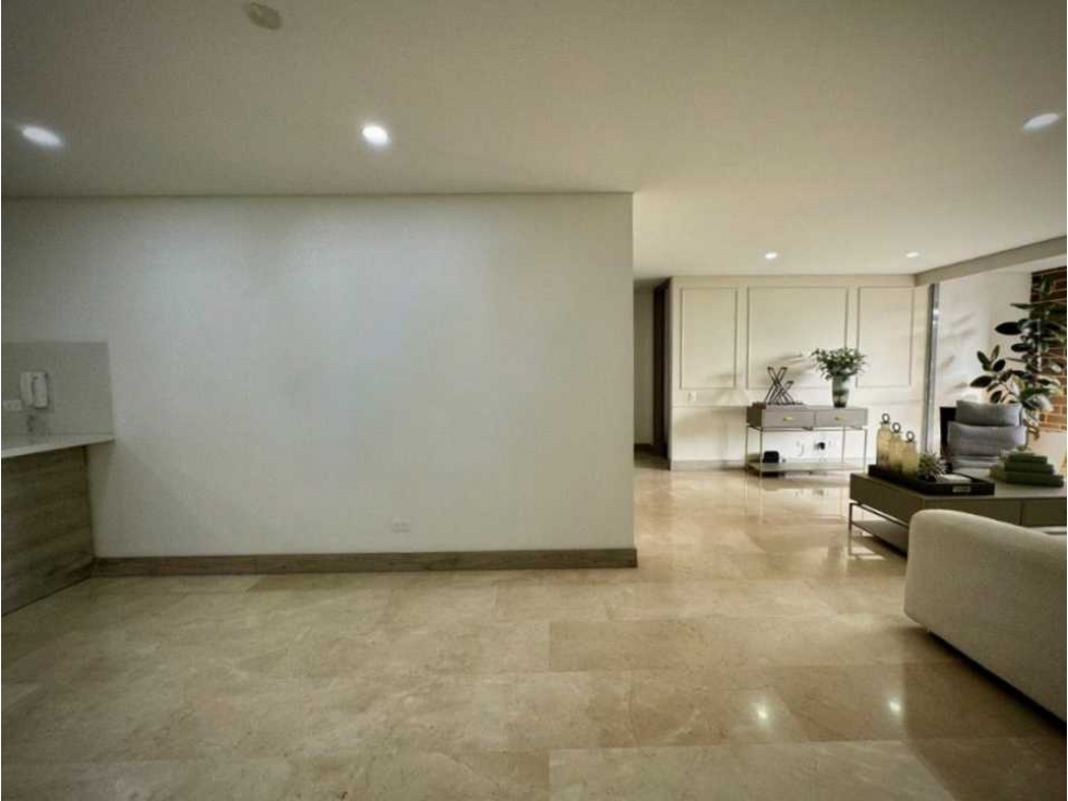 Vendo Apto laureles Área 129 mtrs, $890 - 2
