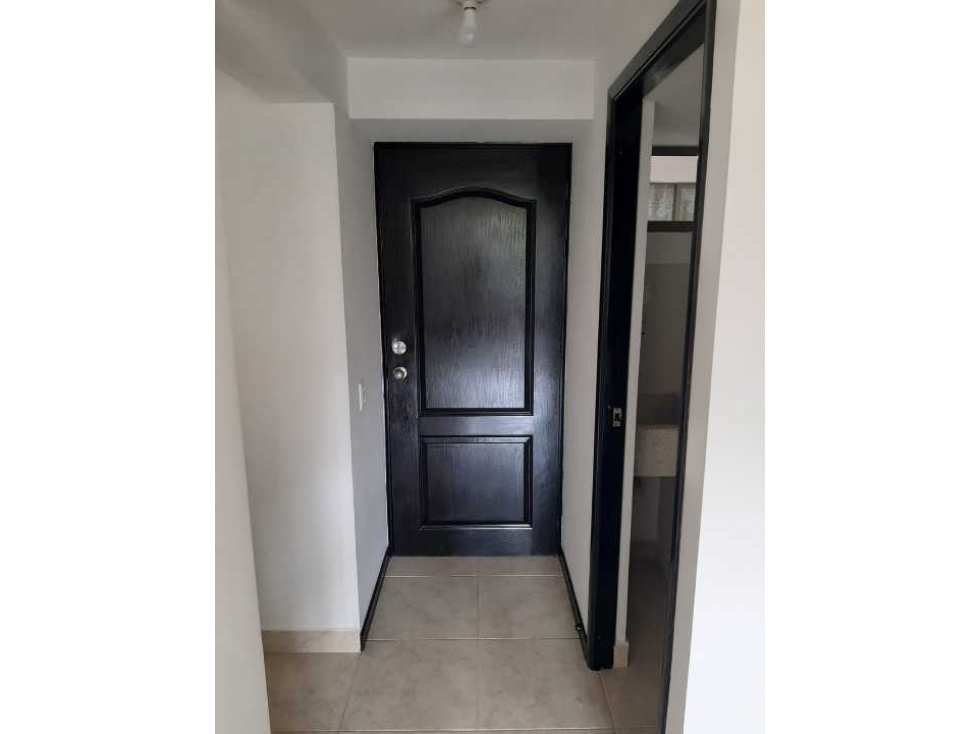 Vendo Apto Nuevo Conquistadores 93.44 mtrs, $680