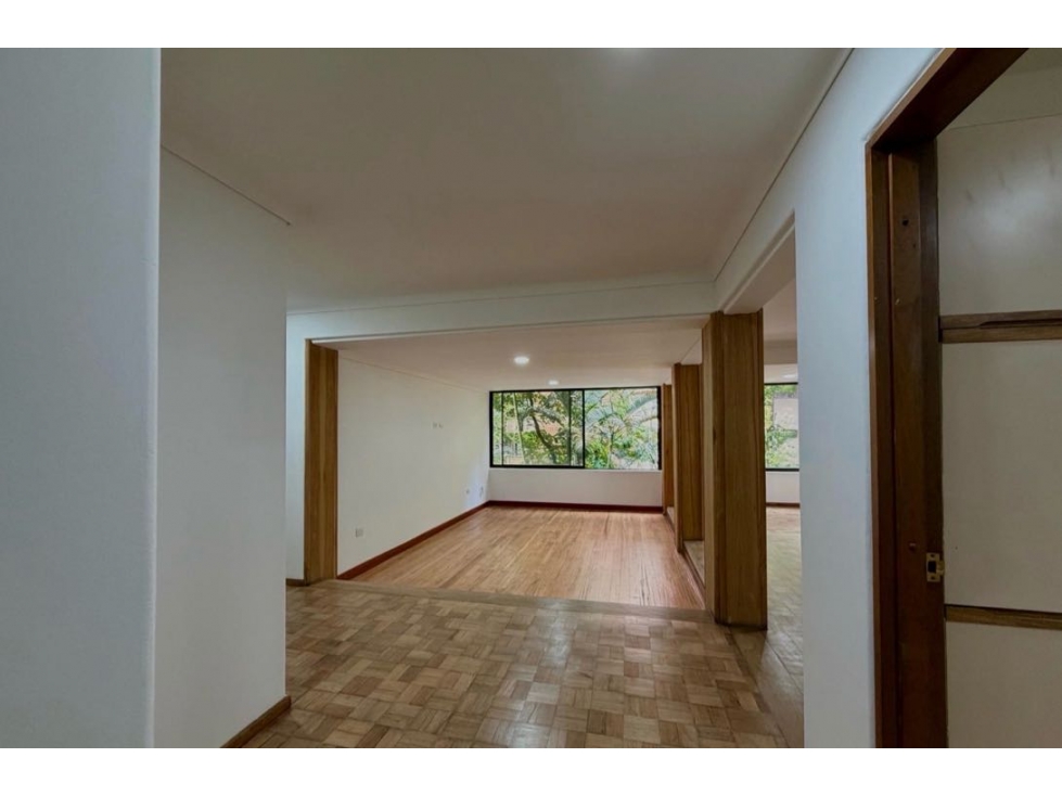 VENDO APTO PARA REFORMAR PARTE BAJA EL POBLADO — foto 3