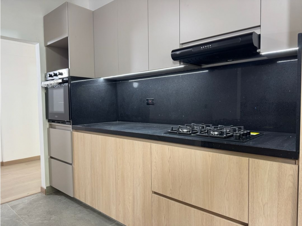 Vendo Apto Remodelado Patio Bonito 91m2 Muy Comercial