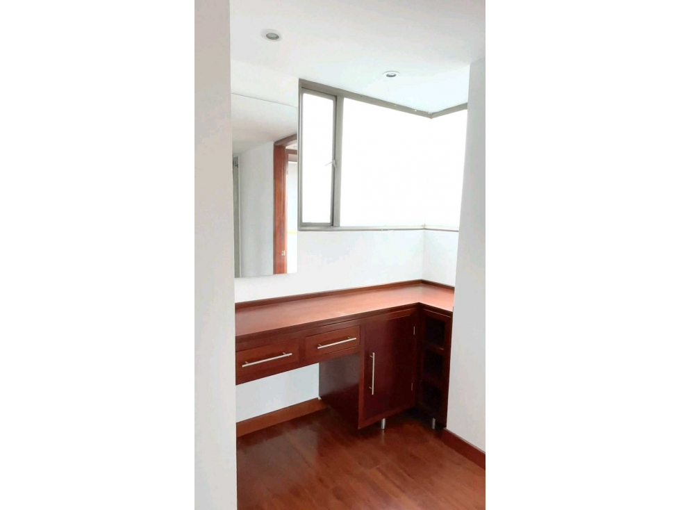 VENDO APTO PENTHOUSE DÚPLEX EN SANTA BARBARA - 6