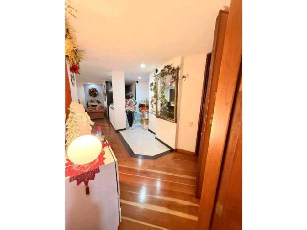VENDO APTO REMODELADO EN CHICO — foto 4
