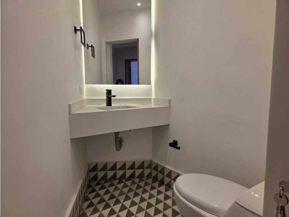 VENDO APTO REMODELADO ROSALES 3 CUARTOS — foto 5