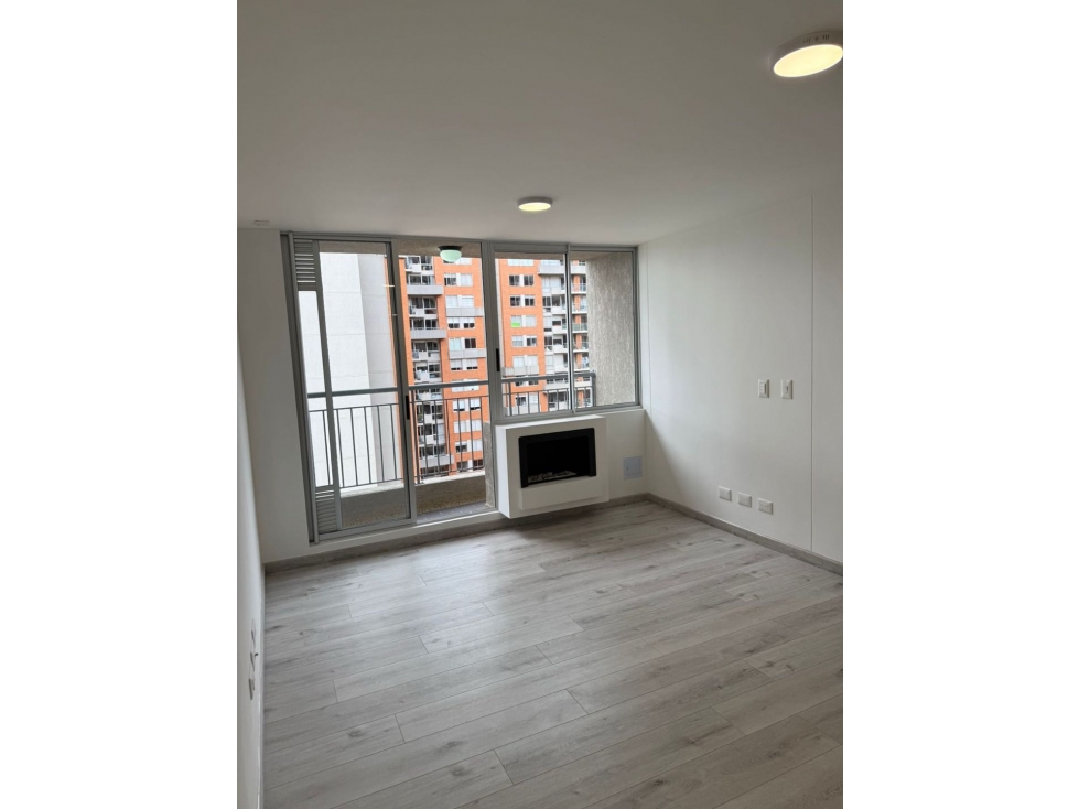 Vendo Apto santaTeresa. Calle 170-3 habs,balcón,Gjes,piso 10-$730-YG