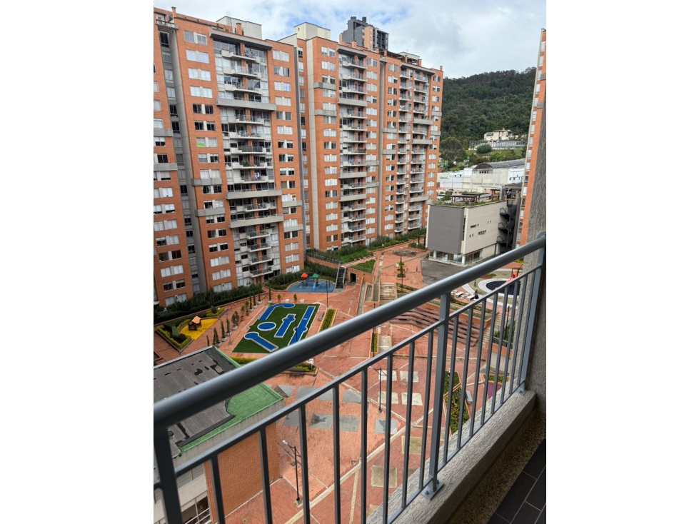 Vendo Apto santaTeresa. Calle 170-3 habs,balcón,Gjes,piso 10-$730-YG — foto 3
