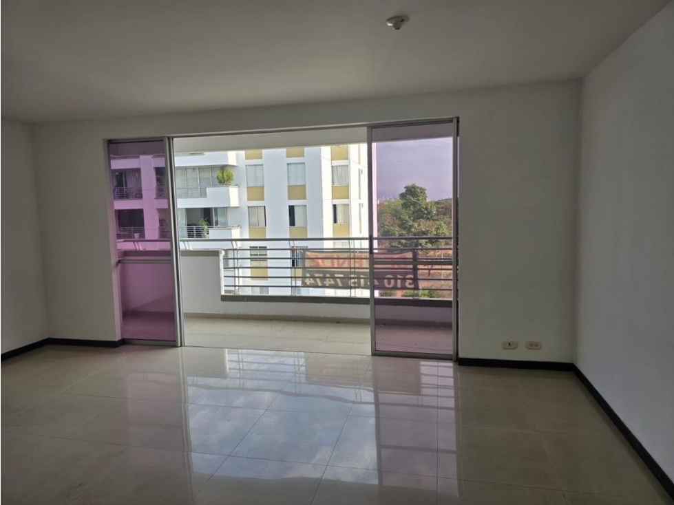 Vendo apto + Cali comuna 17 + 87 m2 + 3 hab + balcon + 6 piso — foto 2