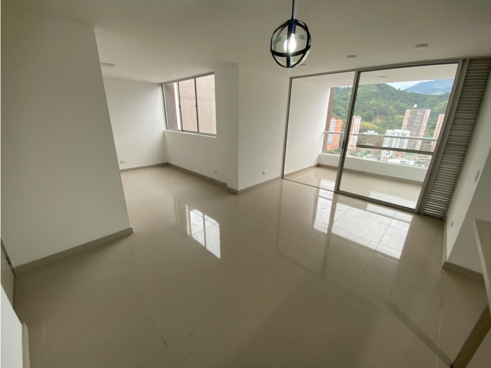 Vendo - Arriendo Apartamento en Calle larga - 2