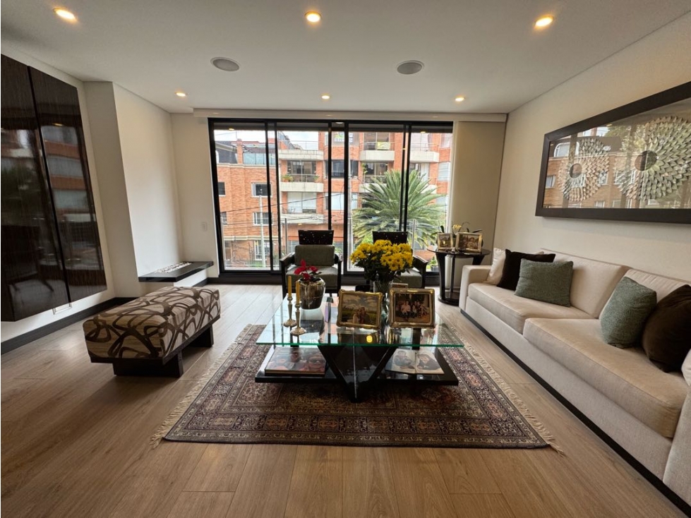 Vendo- arriendo apto con terraza frente a parque Santa Bárbara Occiden