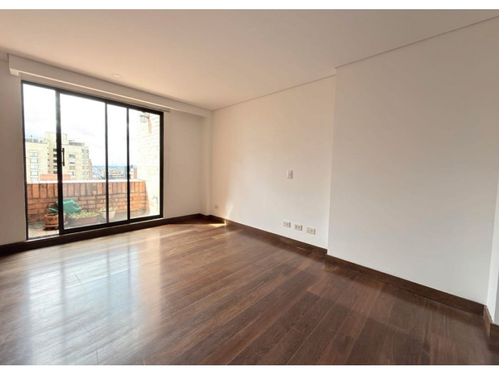 Vendo arriendo apto en Rosales bajo cerca de Farmatodo — foto 4