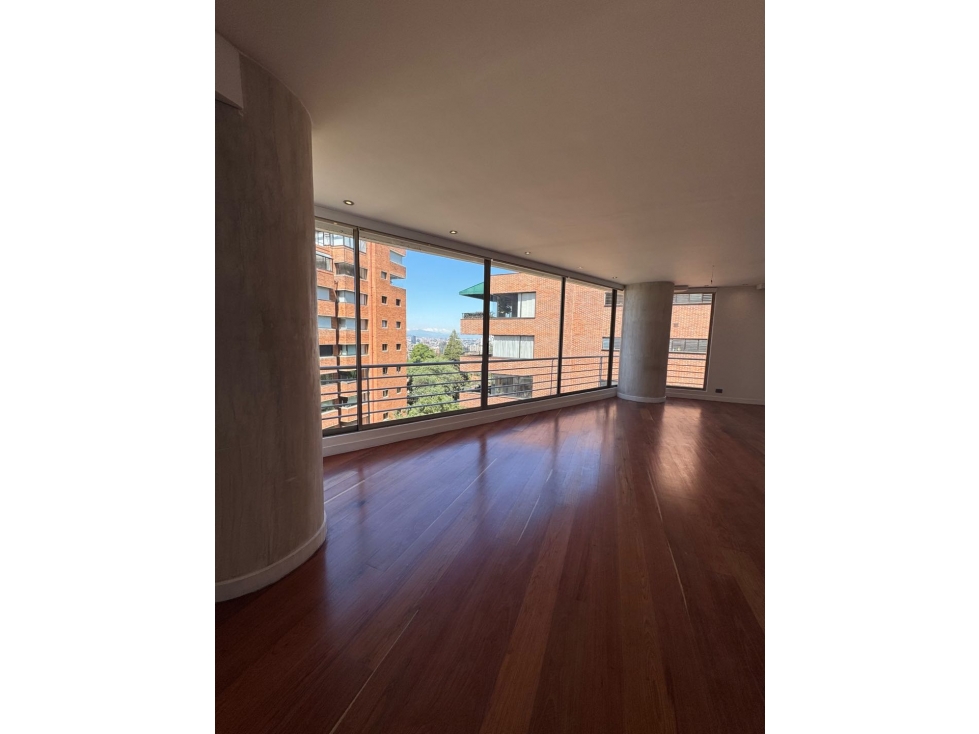 Vendo arriendo apto iluminado con vista en Rosales