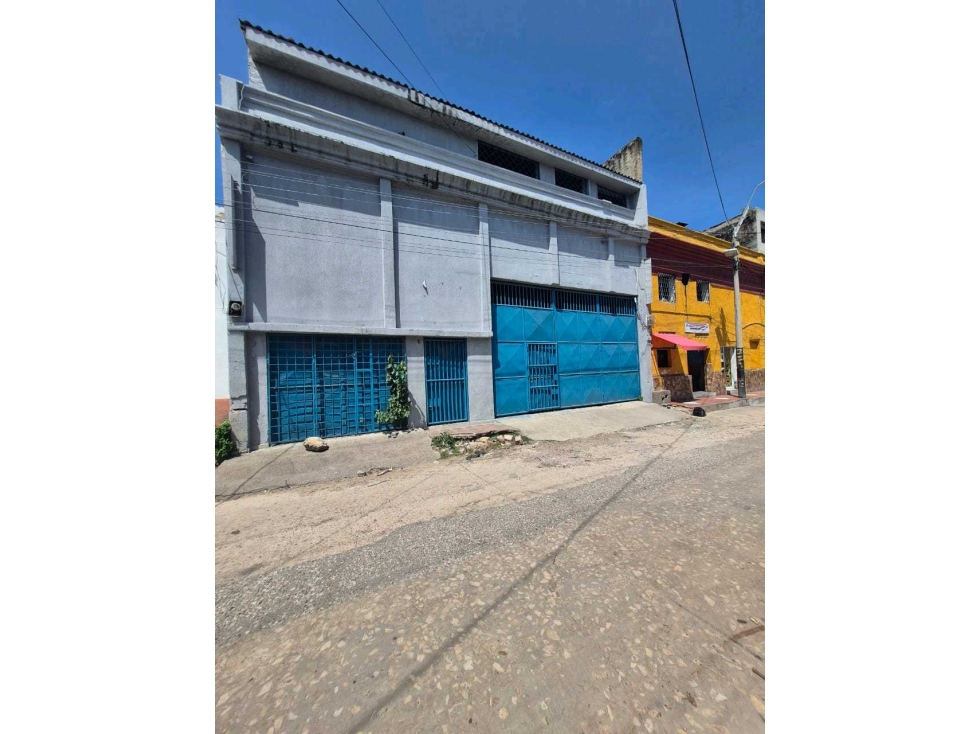 Vendo ó arriendo bodega barrio centro