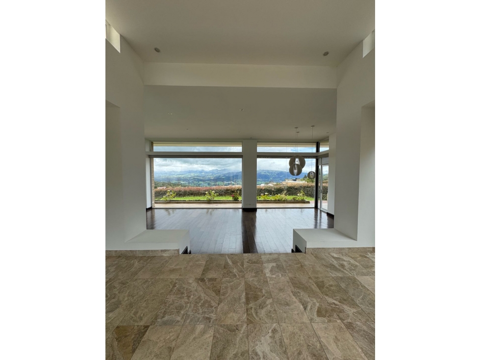 Vendo - arriendo casa en Yerbabonita conjunto club house — foto 4