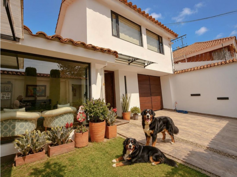 VENDO ARRIENDO CASA SANTA ANA OCC350m2 CBS BBQ 3HAB